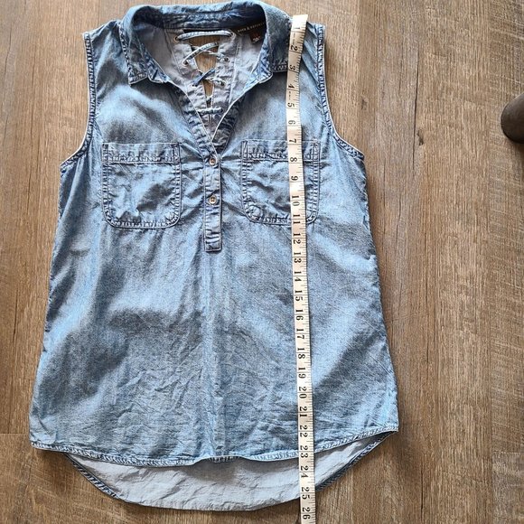 Rock & Republic Sleeveless Denim Blouse Women's Size XS - Picture 8 of 9